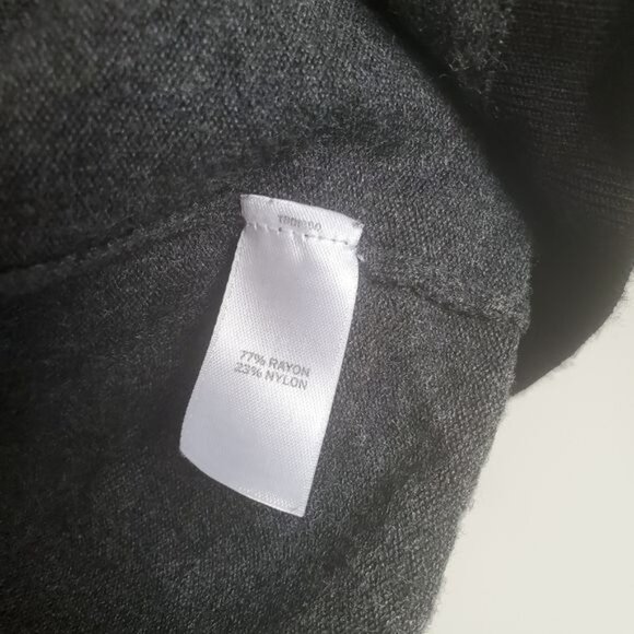 14TH & UNION Womens Cardigan SZ S Gray Black Snap Button Dark Academia Minimal - Picture 11 of 11